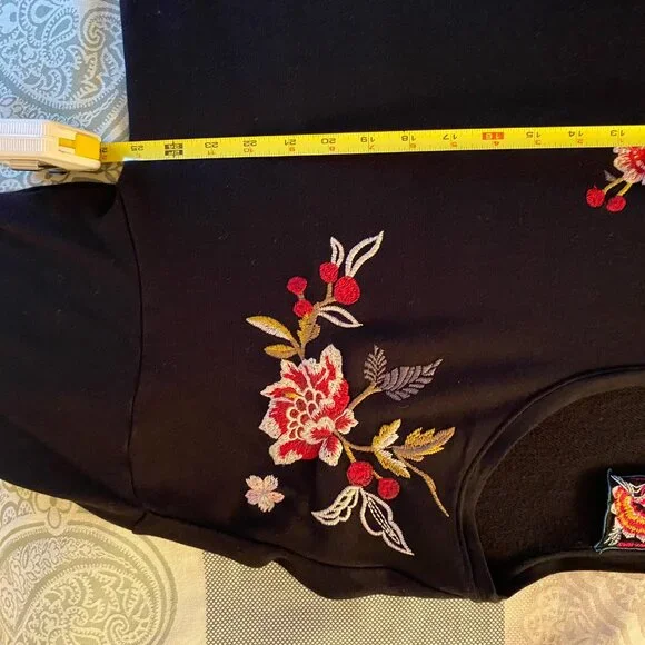 Johnny Was Embroidered Sweatshirt - Picture 3 of 6